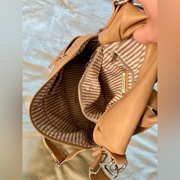 Miztique backpack purse - Picture 4 of 5